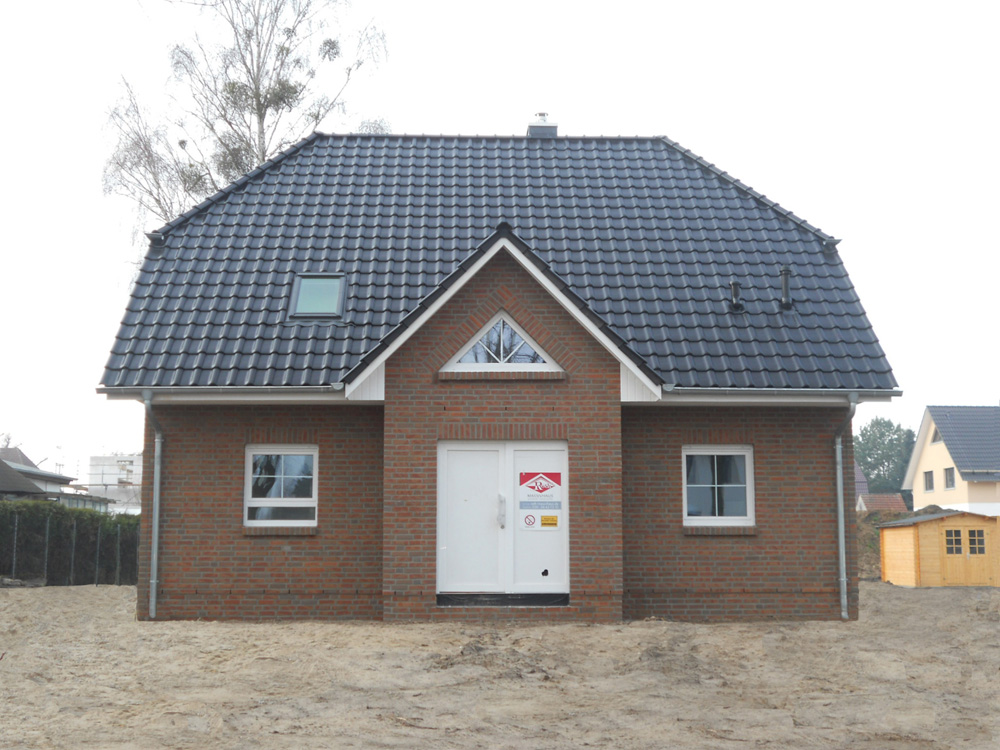 Deutsche-Politik-News.de | Das Landhaus kann am Wochenende in 21524 Brunstorf besichtigt werden. Foto: Roth-Massivhaus